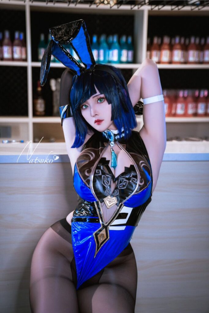 สาวโชว์สกิลคอสเพลย์ Yelan จาก Genshin Impact ในลุคสาวบาร์! 5 Yelan Genshin Impact by Natsuko