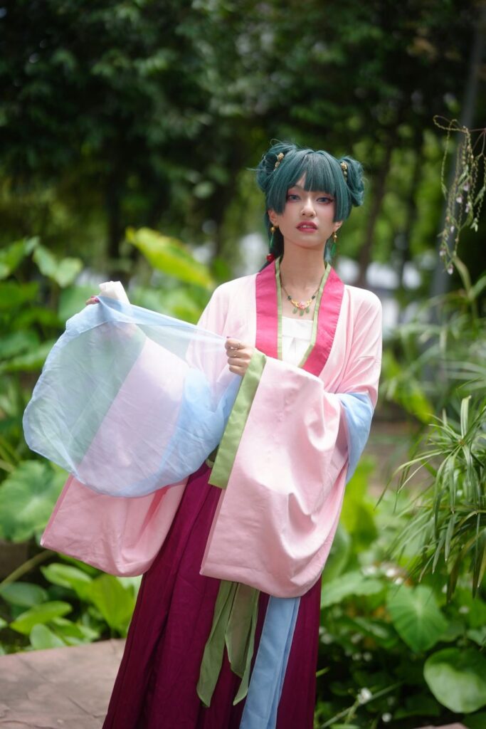 คอสเพลย์ Maomao จาก The Apothecary Diaries ฝีมือคุณสาริน 4 Maomao The Apothecary Diaries Cosplay by Noey