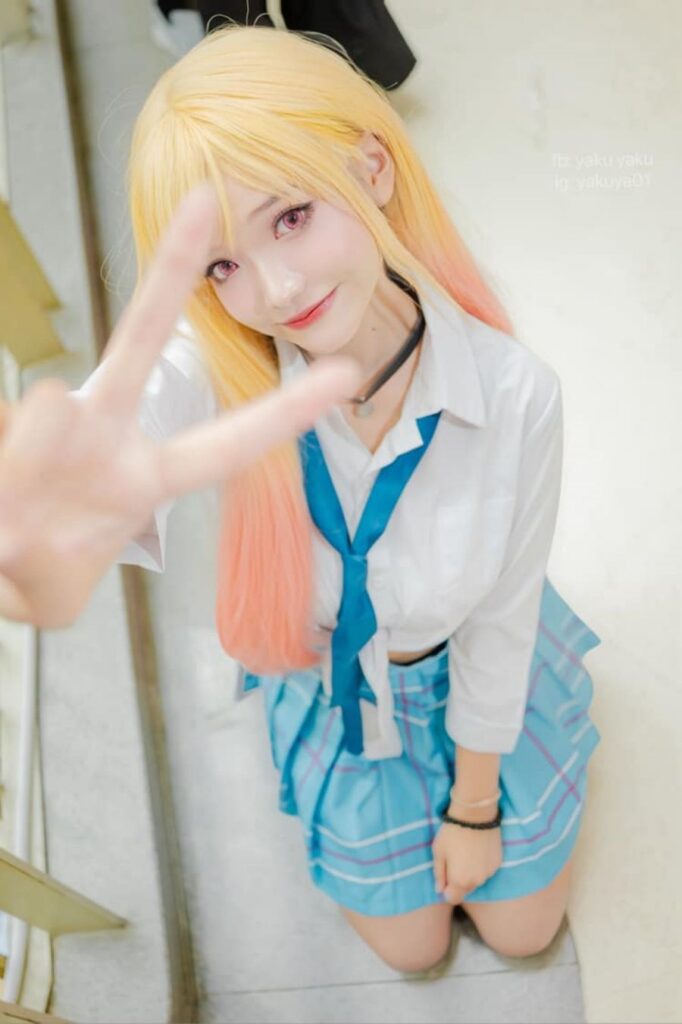 คอสเพลย์ Marin จากหนุ่มเย็บผ้ากับสาวนักคอสเพลย์ ที่สวยละมุน 3 Marin My Dress-Up Darling Cosplay by Ya
