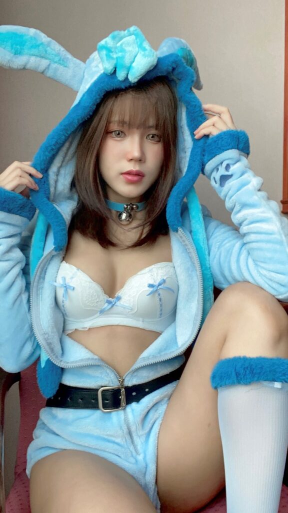 คอสเพลย์ Glaceon จาก Pokémon สุดคิ้วท์ฝีมือคุณอีฟ 3 Glaceon Pokémon Cosplay by evekafy