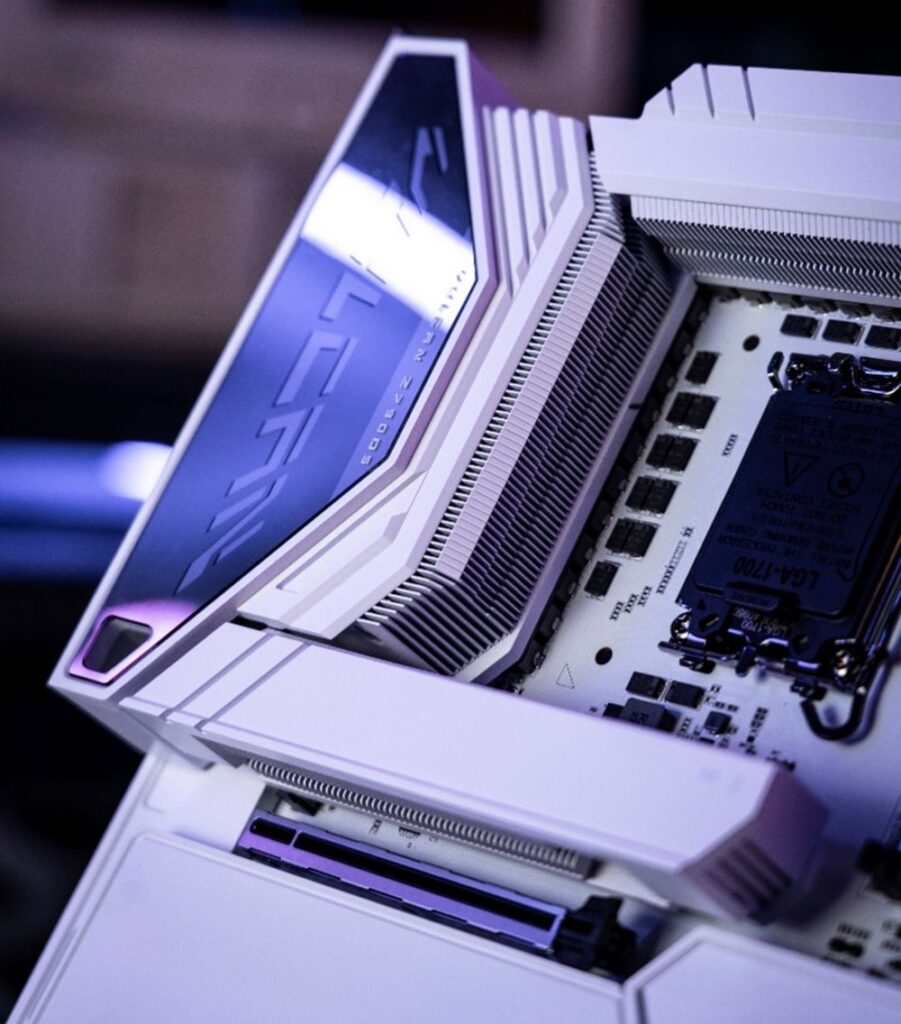 COLORFUL เปิดตัวเมนบอร์ดซีรีส์เรือธง iGame Z790D5 VULCAN