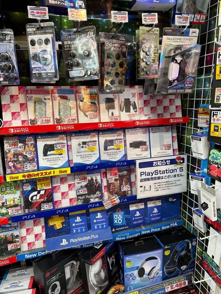 พาชมโซน Genshin Impact ใน Donki สาขา Akihabara 16 พาชมโซน Genshin Impact ใน Donki สาขา Akihabara