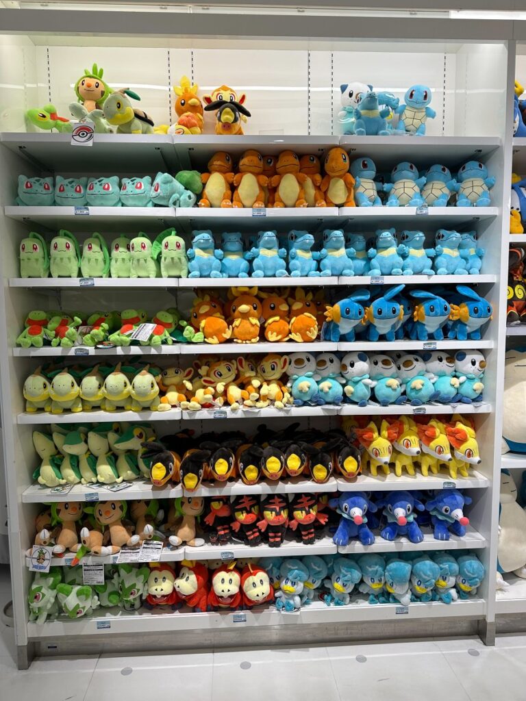 พาไปดู Pokémon Center MEGA TOKYO ศูนย์รวมสินค้าของแฟนพันธุ์แท้ที่ห้ามพลาด 13 พาไปดู Pokémon Center MEGA TOKYO ศูนย์รวมสินค้าของแฟนพันธุ์แท้ที่ห้ามพลาด
