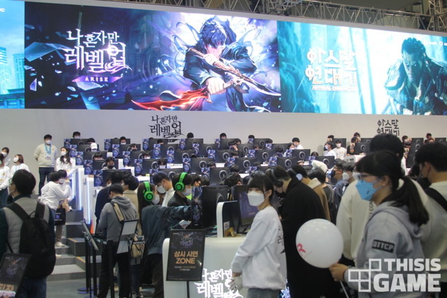 ส่องความเห็นผู้เล่นที่ได้ร่วมทดสอบ SOLO LEVELING: ARISE ในงาน G-Star 2022 2 ส่องความเห็นผู้เล่นที่ได้ร่วมทดสอบ SOLO LEVELING: ARISE ในงาน G-Star 2022