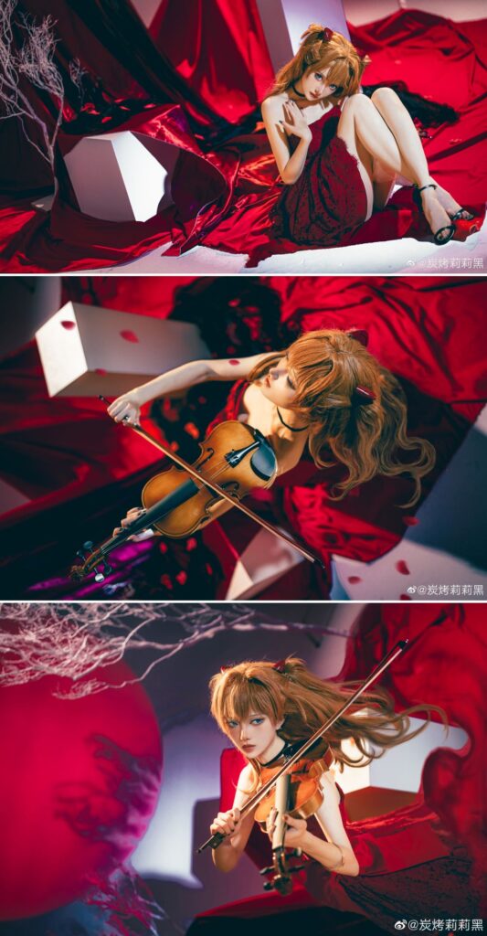 คอสเพลย์ Asuka จาก Evangelion ในชุดเดรสสีแดงสด