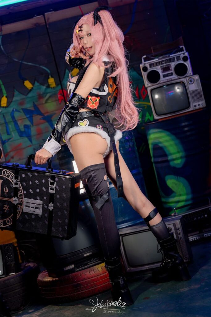 Nicole Zenless Zone Zero Cosplay by yaokoututu
