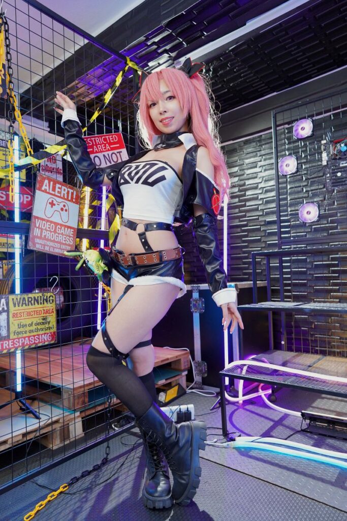 คุณเซียร์ กลับมาอีกครั้งกับคอสเพลย์ Nicole จาก Zenless Zone Zero สุดปัง! 4 Nicole Zenless Zone Zero Cosplay by Unicorn Cosplay