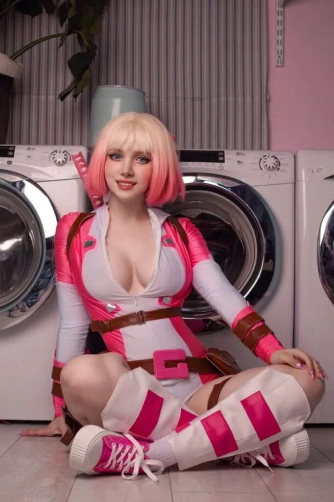 Ulichan แปลงโฉมเป็น Gwenpool ลุคสุดแซ่บในชุดสุดหวาน 8 Gwenpool Cosplay by Ulichan