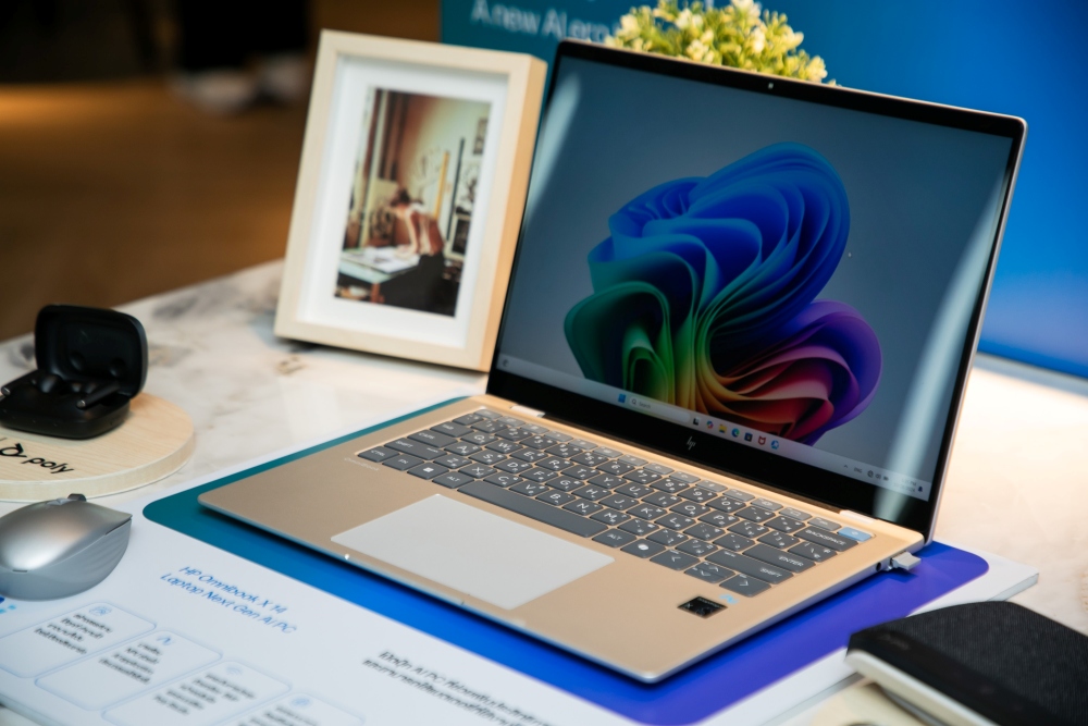 ปลดล็อกศักยภาพสูงสุดของคุณด้วย HP OmniBook AI PC ซีรีส์ใหม่จาก HP 5 ปลดล็อกศักยภาพสูงสุดของคุณด้วย HP OmniBook AI PC ซีรีส์ใหม่จาก HP