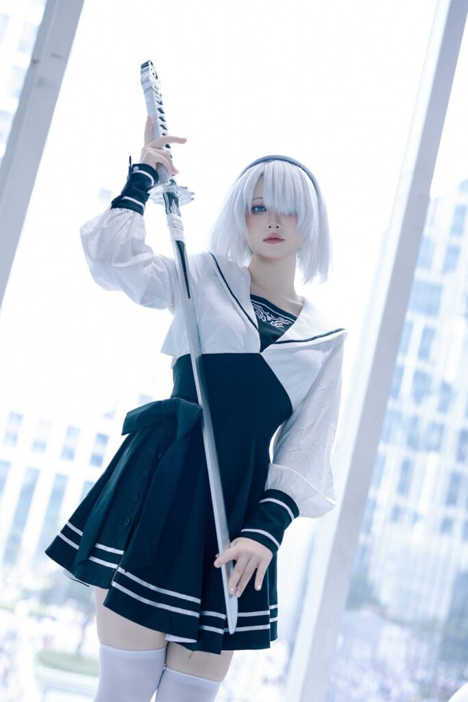 คอสเพลย์ 2B จาก Nier: Automata ในชุดสีดำโชว์ผิวขาวโดนใจ 2 2B Nier: Automata Cosplay by Yukako
