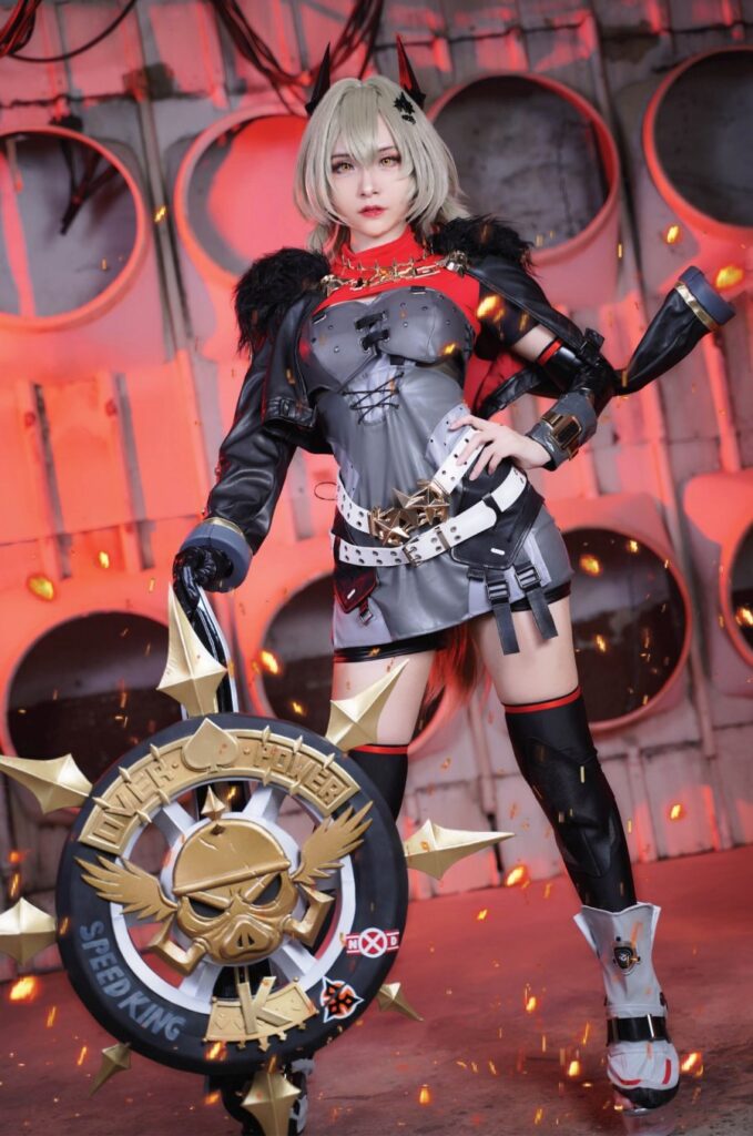 คอสเพลย์ Caesar จาก Zenless Zone Zero ฝีมือคุณรินะ 4 Caesar Zenless Zone Zero Cosplay by Rina