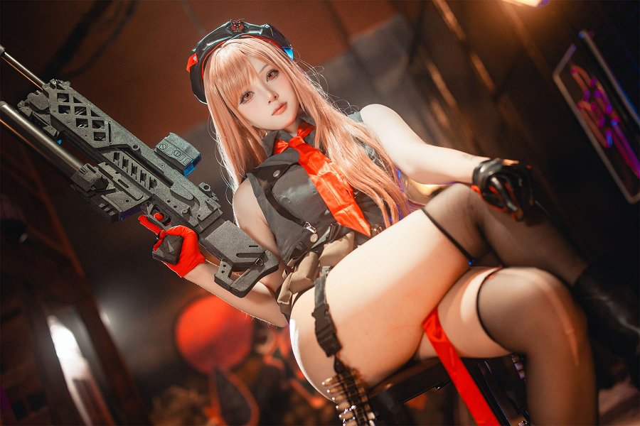 สาวจีนแปลงโฉมเป็น Rapi จาก NIKKE 5 Rapi NIKKE Cosplay by Yukako