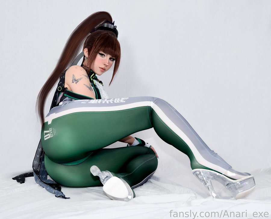 Anari.exe โชว์ความเซ็กซี่ในคอสเพลย์ Eve จาก Stellar Blade 3 Eve Stellar Blade Cosplay by Anariexe
