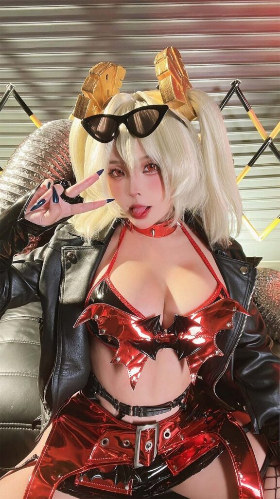 คอสเพลย์ Burnice White จาก Zenless Zone Zero ในเวอร์ชั่นผ้าน้อยชิ้น 8 Burnice White Zenless Zone Zero Cosplay by Sayo Momo