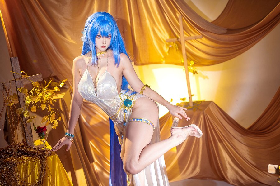 คอสเพลย์ Helena จาก NIKKE ในชุดอวดสัดส่วนแบบไม่มีกั๊ก 6 Helena NIKKE Cosplay by Seya
