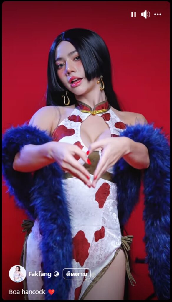 คุณฟักแฟงแปลงโฉมเป็น Boa Hancock จาก One Piece ได้สวยสะดุดตา 2 Boa Hancock One Piece Cosplay by Fakfang