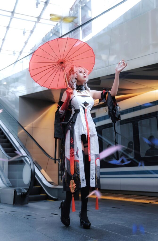 คุณอาริแปลงโฉมเป็น Changli จาก Wuthering Waves 9 Changli Wuthering Waves Cosplay by Ahri