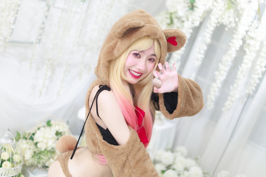 Marin My Dress-Up Darling Cosplay by furbyluvv