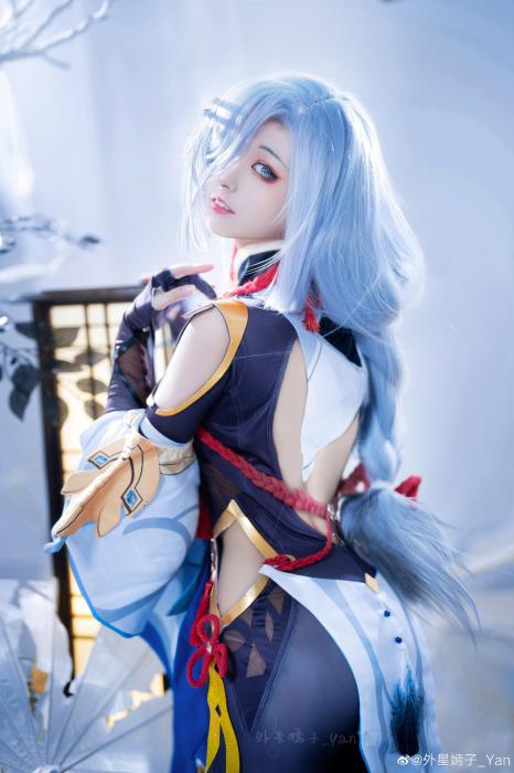 คอสเพลย์ Shenhe สวยเด่นงามตา 4 คอสเพลย์ Shenhe สวยเด่นงามตา