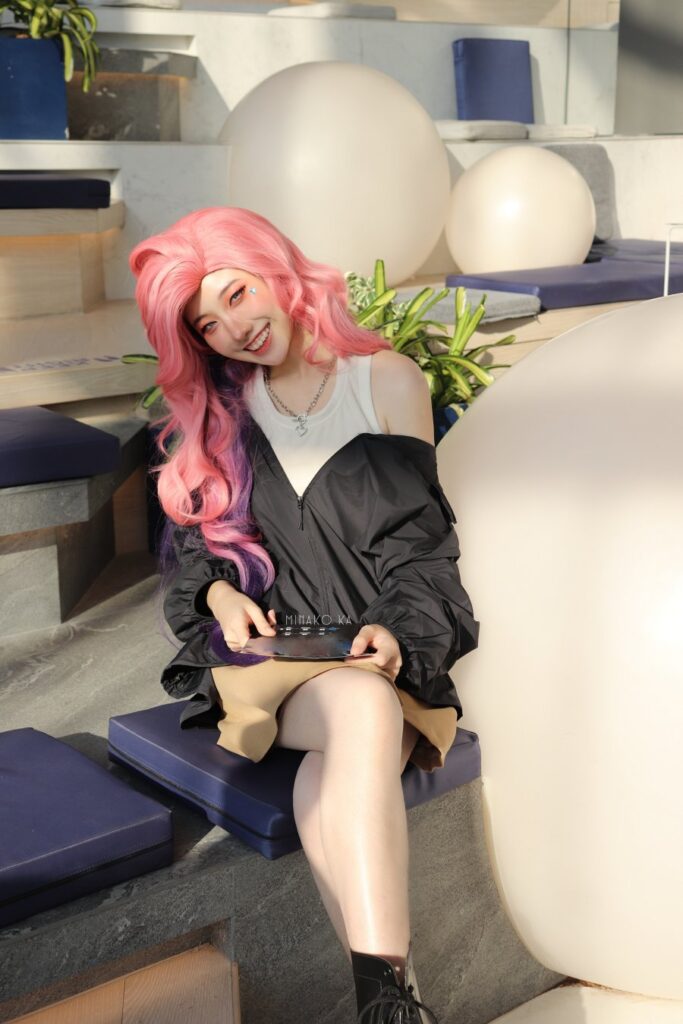 คุณมินาโกะกับการแปลงโฉมเป็น Seraphine จาก League of Legends 6 Seraphine League of Legends Cosplay by Minako