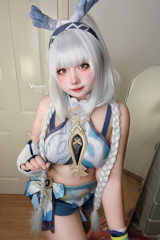 คุณวีนัสแปลงโฉมเป็น Mualani จาก Genshin Impact 2 Mualani Genshin Impact Cosplay by Venus