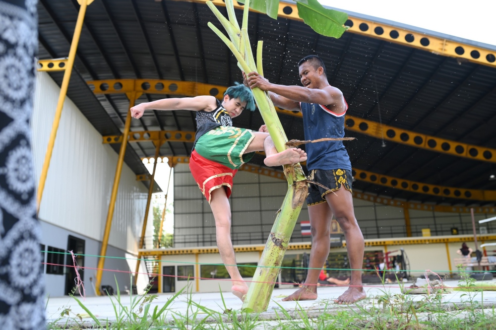 Naraka: Bladepoint จัดเซอร์ไพรส์ นำ SPD ยูทูบเบอร์ชื่อดัง และบัวขาว บัญชาเมฆ ตำนานมวยไทย 4 Naraka: Bladepoint จัดเซอร์ไพรส์ นำ SPD ยูทูบเบอร์ชื่อดัง และบัวขาว บัญชาเมฆ ตำนานมวยไทย