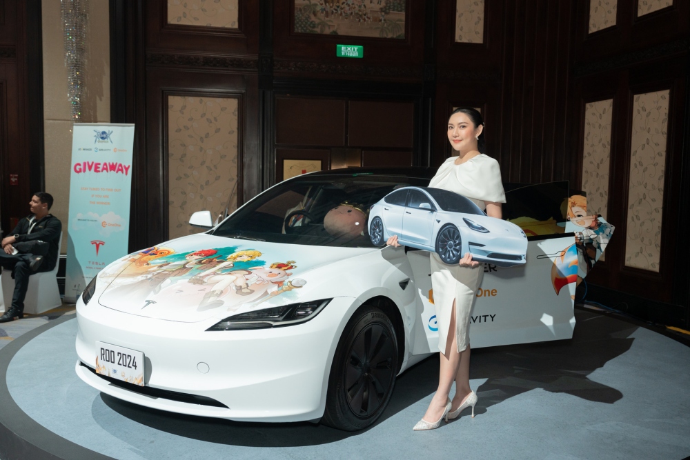 OneOne เล่นใหญ่! สุ่มแจก Tesla Model 3 2 OneOne เล่นใหญ่! สุ่มแจก Tesla Model 3