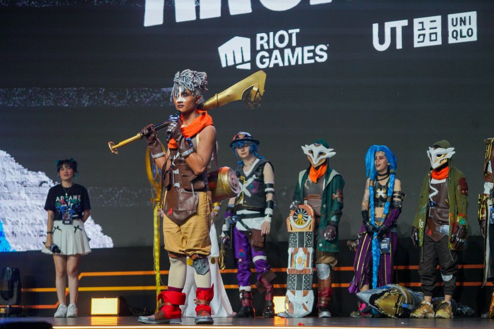 คนรัก Arcane ไม่ผิดหวัง! ปิดฉาก ‘Arcane World’ สุดปังสมฐานะอีเวนต์แห่งปีของจักรวาล League of Legends 15 คนรัก Arcane ไม่ผิดหวัง! ปิดฉาก ‘Arcane World’ สุดปังสมฐานะอีเวนต์แห่งปีของจักรวาล League of Legends