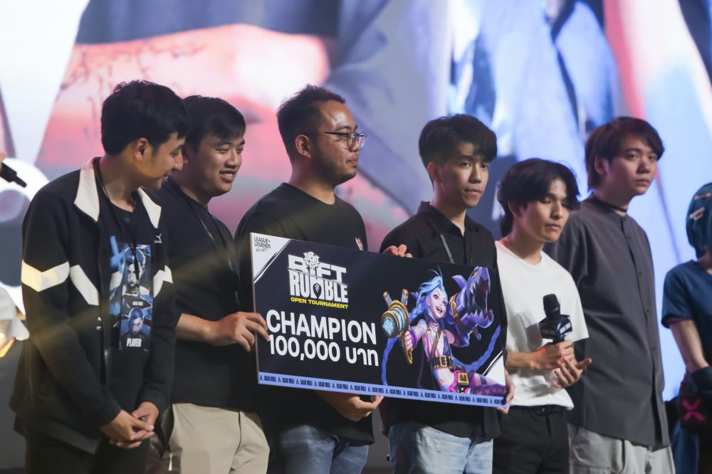 คนรัก Arcane ไม่ผิดหวัง! ปิดฉาก ‘Arcane World’ สุดปังสมฐานะอีเวนต์แห่งปีของจักรวาล League of Legends 17 คนรัก Arcane ไม่ผิดหวัง! ปิดฉาก ‘Arcane World’ สุดปังสมฐานะอีเวนต์แห่งปีของจักรวาล League of Legends