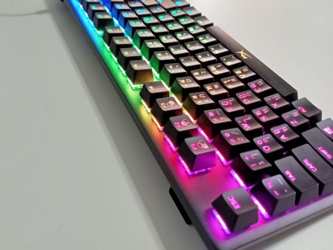 [รีวิว] HyperX Alloy Origins คีย์บอร์ดเกมมิ่ง Blue Switch พร้อมไฟ RGB สุดหลากหลาย