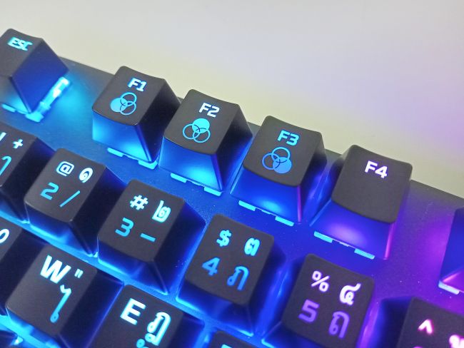 [รีวิว] HyperX Alloy Origins คีย์บอร์ดเกมมิ่ง Blue Switch พร้อมไฟ RGB สุดหลากหลาย