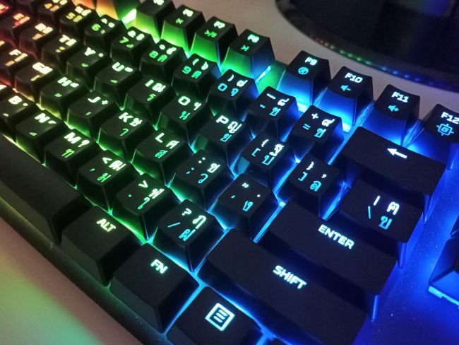 [รีวิว] HyperX Alloy Origins คีย์บอร์ดเกมมิ่ง Blue Switch พร้อมไฟ RGB สุดหลากหลาย