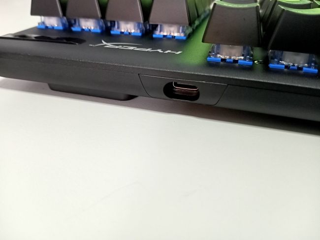 [รีวิว] HyperX Alloy Origins คีย์บอร์ดเกมมิ่ง Blue Switch พร้อมไฟ RGB สุดหลากหลาย