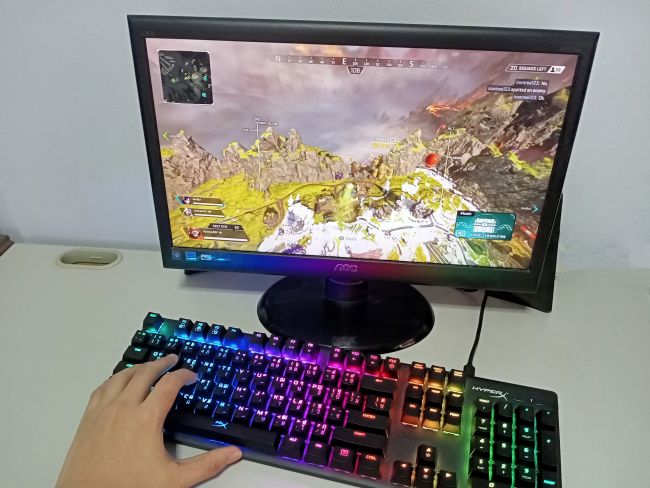 [รีวิว] HyperX Alloy Origins คีย์บอร์ดเกมมิ่ง Blue Switch พร้อมไฟ RGB สุดหลากหลาย