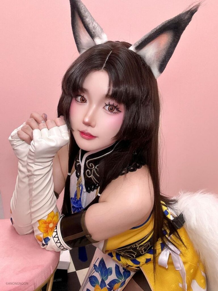 คุณนุ่นคอสเพลย์เป็น Kurumi จาก Naraka: Bladepoint ที่คอสเพลย์เป็น Athena อีกที 2 Kurumi Naraka: Bladepoint Cosplay by Anongnoon