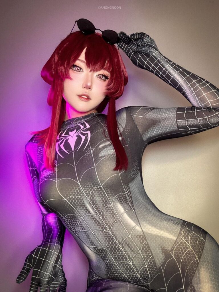 คุณนุ่นคอสเพลย์เป็น Kafka จาก Honkai: Star Rail ในเวอร์ชั่น Spider Verse 3 Kafka Honkai: Star Rail Cosplay by anongnoon