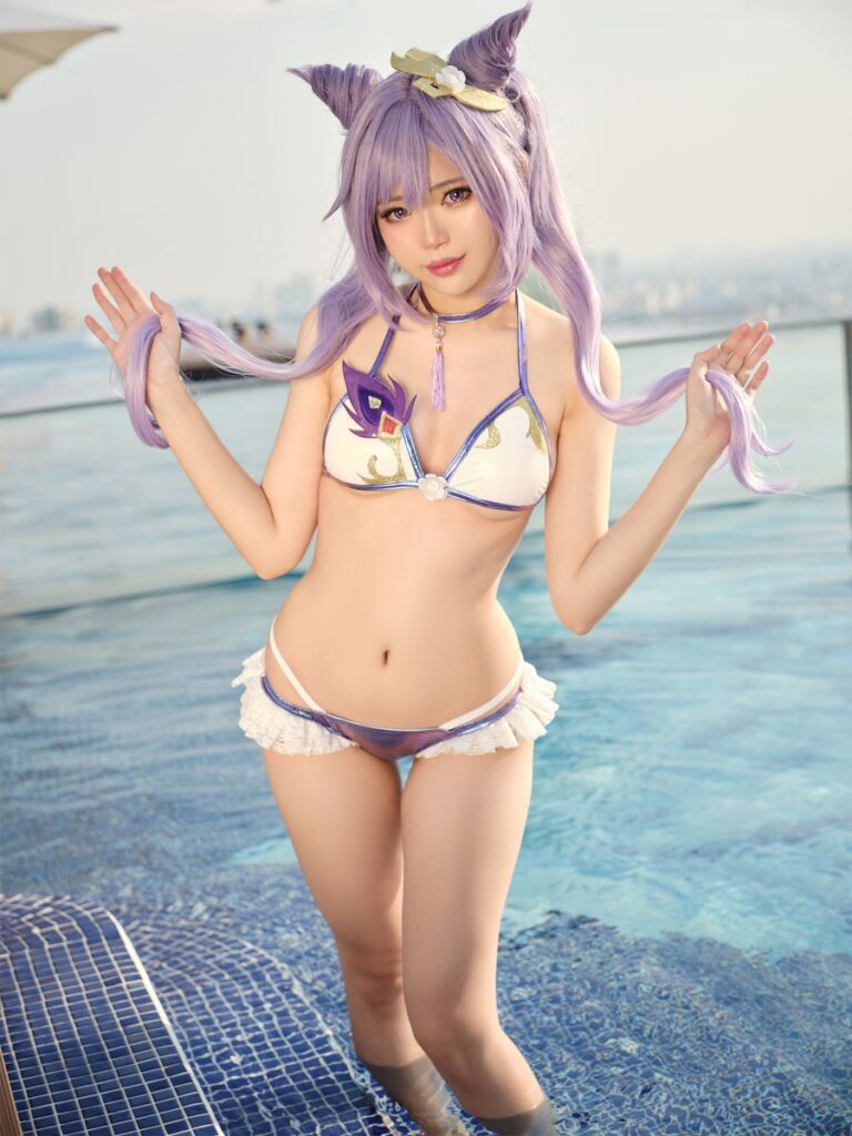 คอสเพลย์ Keqing จาก Genshin Impact ในลุคบิกินี่ผิวแทน 4 Keqing Genshin Impact Cosplay by ZinieQ