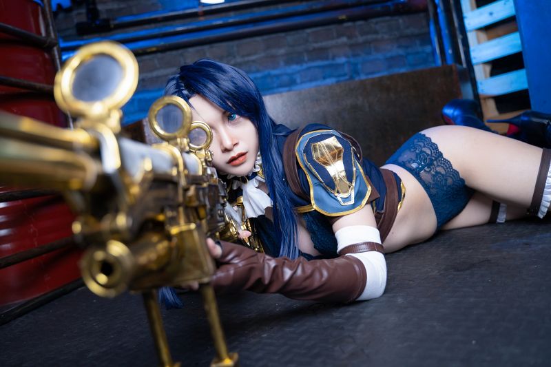 คุณรินะจัดให้! แปลงโฉมเป็น Caitlyn จาก League of Legends เวอร์ชั่น Arcane 4 Caitlyn League of Legends Cosplay by rina