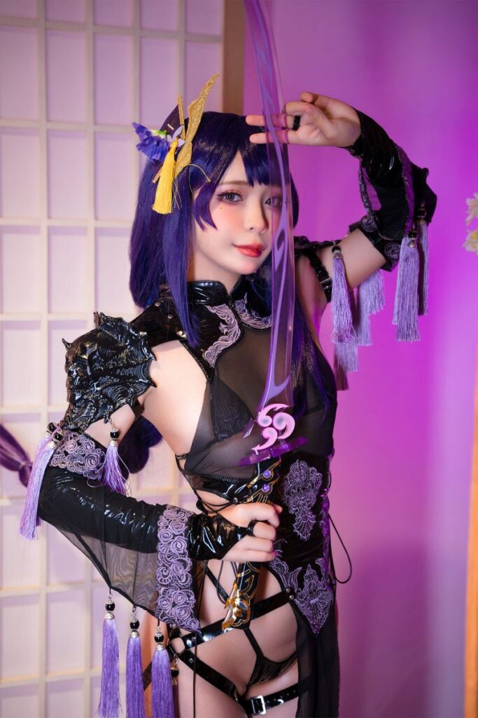 คอสเพลย์ Raiden Shogun จาก Genshin Impact ในชุดเซ็กซี่ NSFW 5 Raiden Shogun Genshin Impact Cosplay by Umeko J