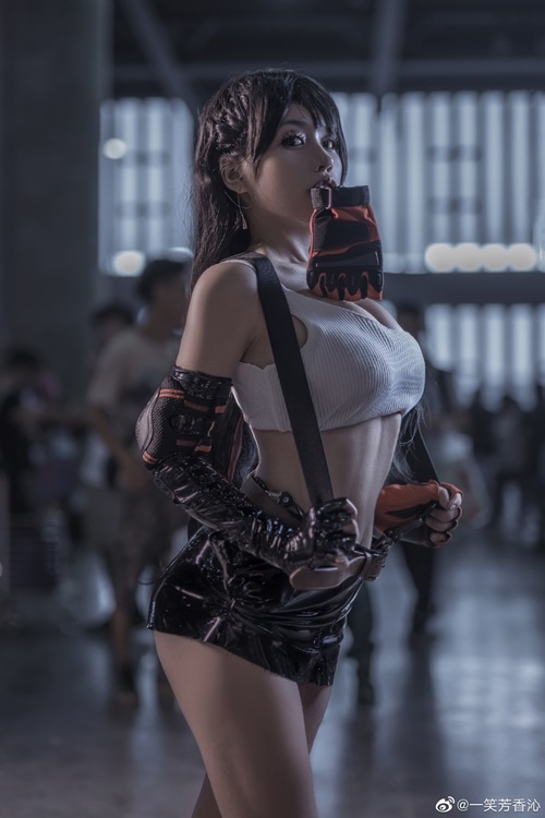 ดีต่อใจ! สาวจีนแต่งคอสเพลย์เป็น Tifa จาก Final Fantasy VII Remake 2 ดีต่อใจ! สาวจีนแต่งคอสเพลย์เป็น Tifa จาก Final Fantasy VII Remake