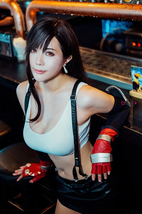 ส่อง 5 สาวไทยแปลงกายเป็น Tifa จากเกม Final Fantasy VII Remake 7 ส่อง 5 สาวไทยแปลงกายเป็น Tifa จากเกม Final Fantasy VII Remake