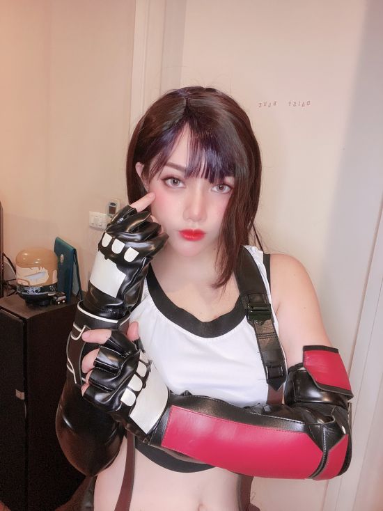 ส่อง 4 สาวไทยแปลงกายเป็น Tifa จากเกม Final Fantasy VII Remake [ชุด 2]