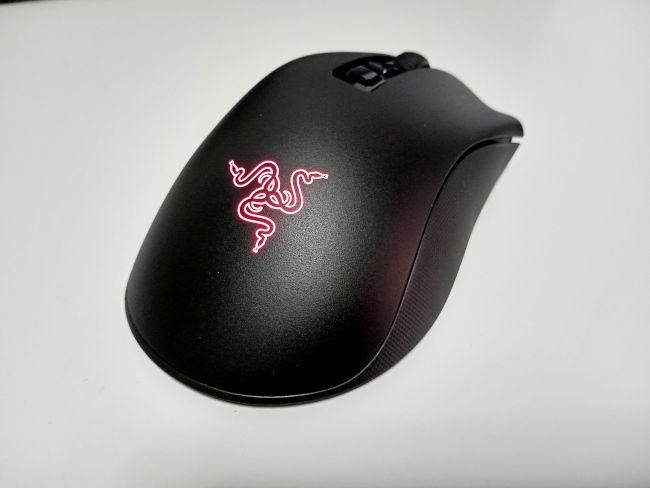 [รีวิว] Razer DeathAdder V2 Pro จากซีรีส์สุดฮิตสู่บทใหม่ของเมาส์เกมมิ่งไร้สาย