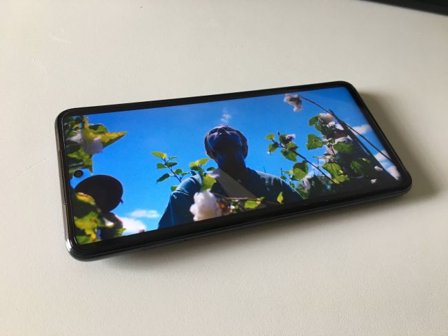 [รีวิว] POCO X3 NFC สมาร์ทโฟนเกมมิ่ง จอ 120Hz ในราคาเพียง 6,999 บาท
