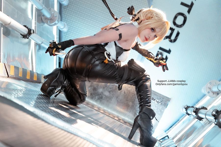 คอสเพลย์ Evelyn จาก Zenless Zone Zero งานดีจากเจ๊แจม 4 Evelyn Zenless Zone Zero Cosplay by jjamx