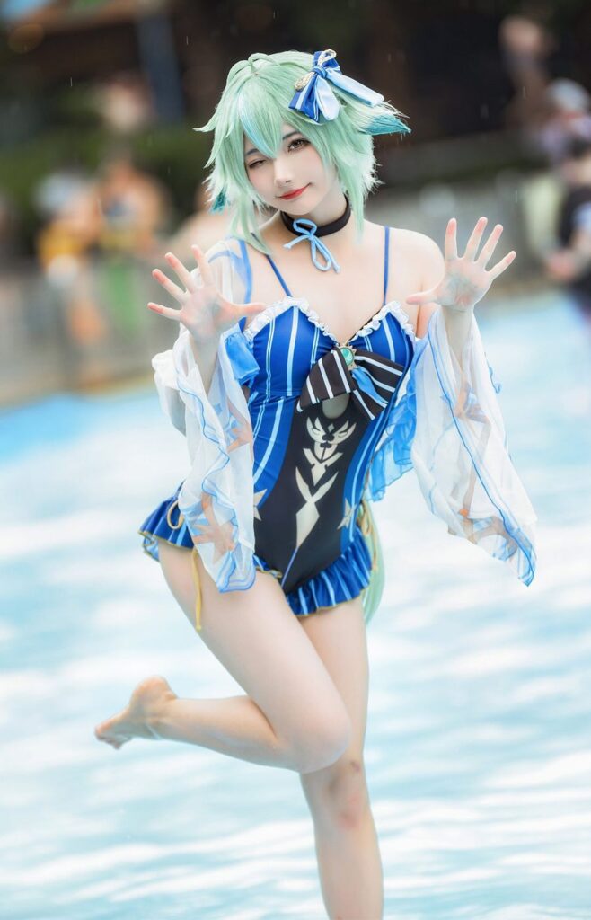 คอสเพลย์ Sucrose จาก Genshin Impact ในชุดว่ายน้ำ 2 Sucrose Genshin Impact Cosplay by sanshiya