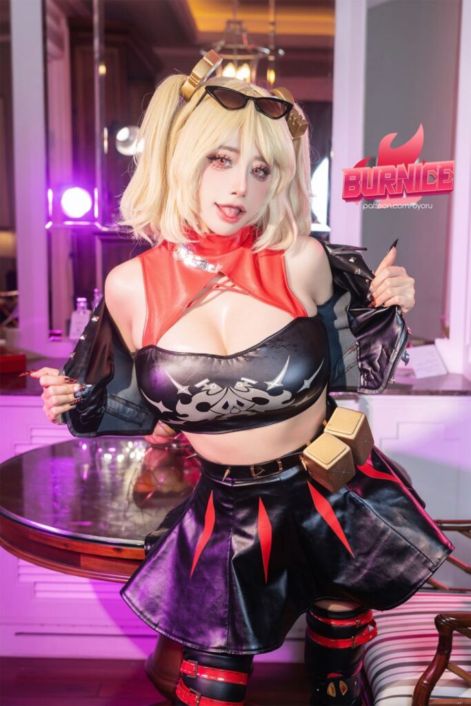 Byoru อวดความสวยแซ่บในลุคของ Burnice White จาก Zenless Zone Zero 4 Burnice White Zenless Zone Zero Cosplay by Byoru