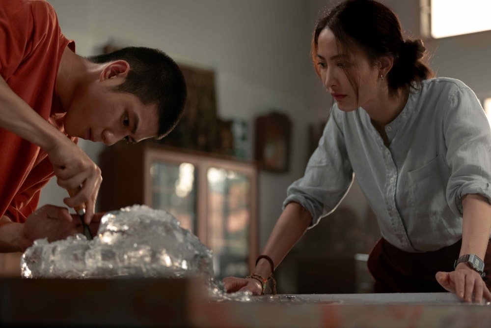 “ทีไทยทีมันส์ครั้งใหม่… แน่ใจว่าพร้อม?” Netflix ปักธงคอนเทนต์ไทยคุณภาพ เปิด 9 ไลน์อัปใหม่จ่อสตรีมตลอดปี 2025 4 “ทีไทยทีมันส์ครั้งใหม่… แน่ใจว่าพร้อม?” Netflix ปักธงคอนเทนต์ไทยคุณภาพ เปิด 9 ไลน์อัปใหม่จ่อสตรีมตลอดปี 2025