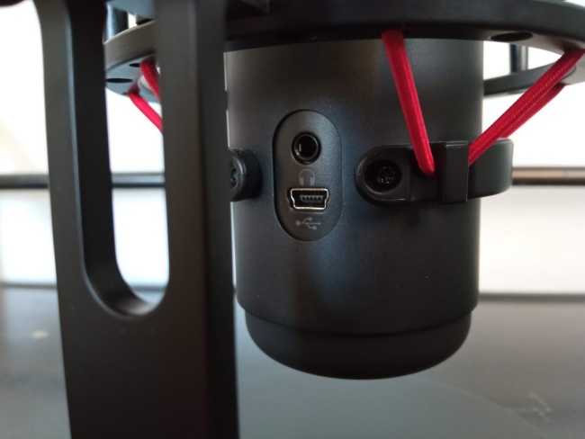 [รีวิว] HyperX QuadCast ไมโครโฟนที่ครบเครื่องที่สุดในตอนนี้