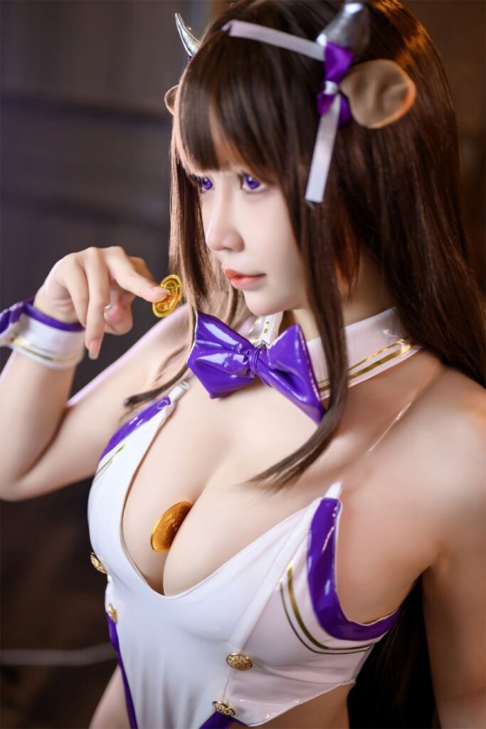 Kashino Azur Lane Cosplay by baozoumoziaa
